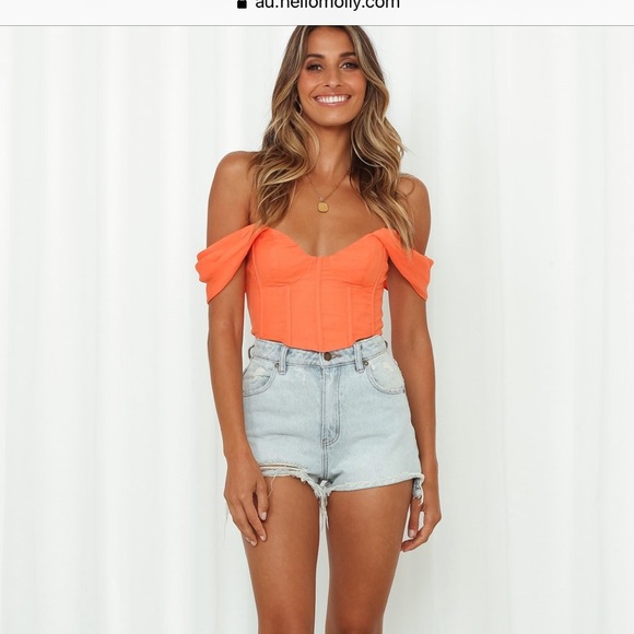 Hello Molly Tops - This magic moment crop top
